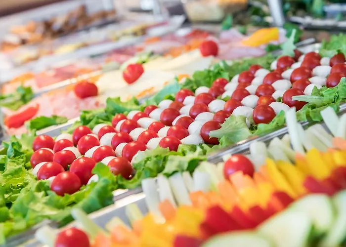 Katja 4* Μπιμπιόνε